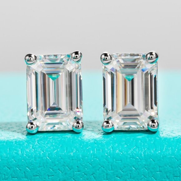 Certified 4ct. t.w. Moissanite Diamond Emerald Cut Stud Earrings NEW - Picture 1 of 14